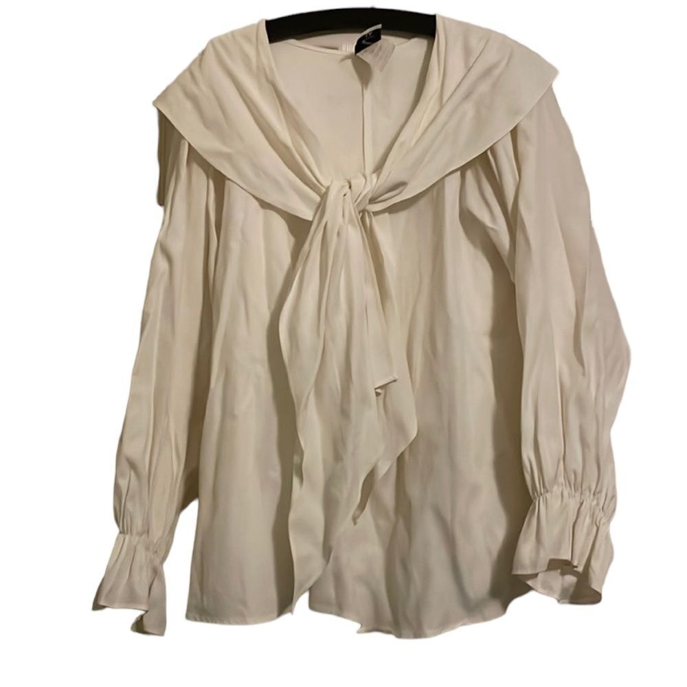 2 Much LA | blouse small